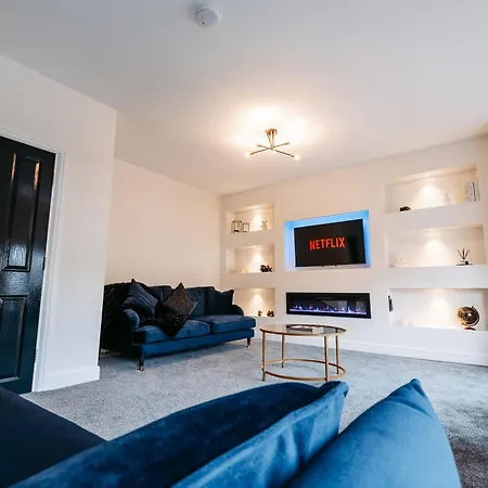 Seabreeze Retreat-luxury 2 Bedroom Apartment-free Private Gated Parking On-site 公寓